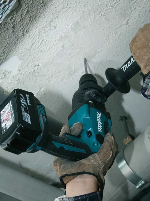 Двухрежимный перфоратор SDS-Plus Makita DHR165RME