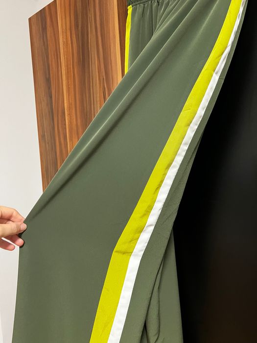 Панталон Stradivarius