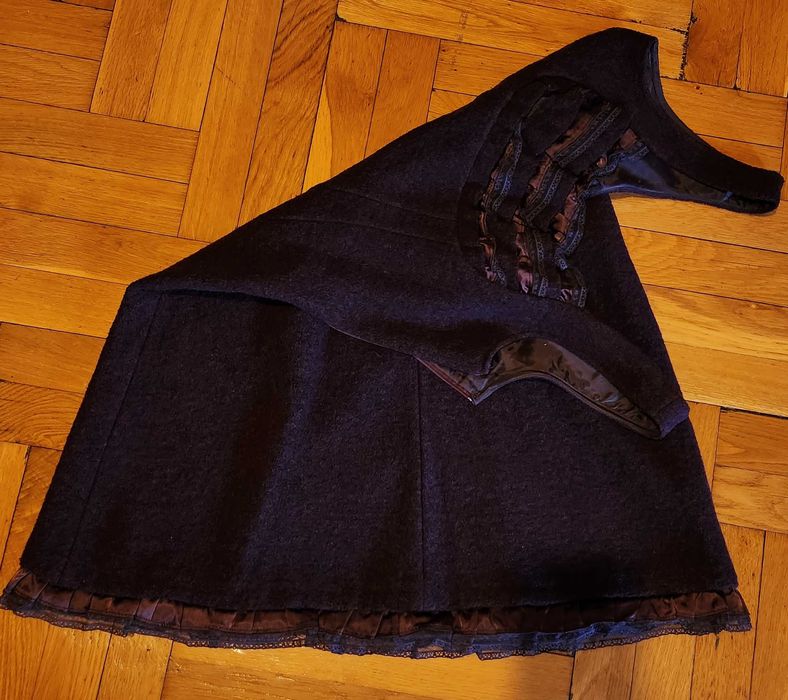 Sarafan din bucle de lana,deosebit de frumos,firma Fancy,marimea 46