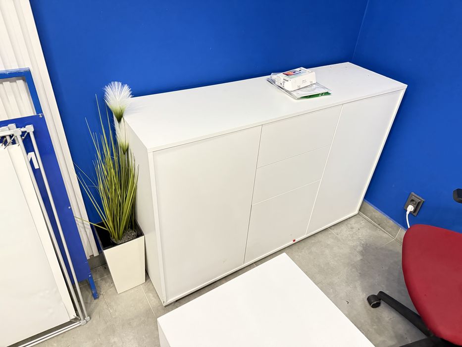 Шкаф / Скрин с пуш