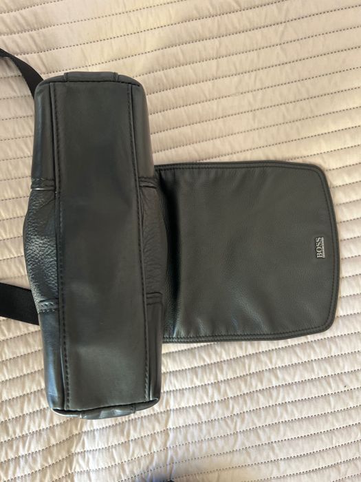 Boss мъжка чанта оригинална