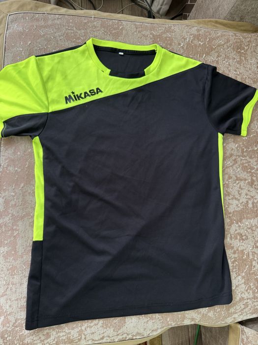 Продам волейбольную форму Mikasa