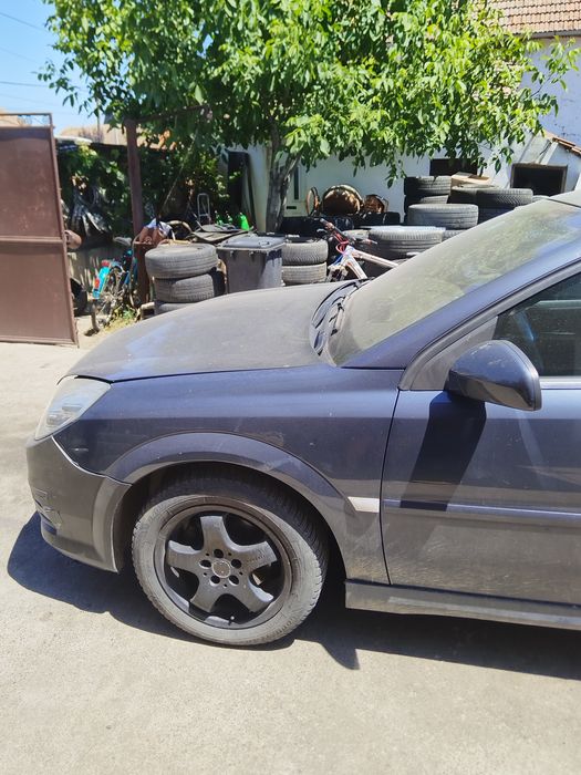 Aripa stanga/dreapta Opel Vectra C facelift an 2005-2008