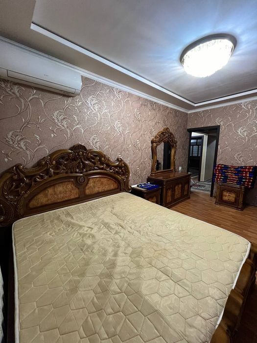 Аренда 2/7/9 Юнусабад 4 Автосалон. Цена: 500уе. С ремонтом. Обст