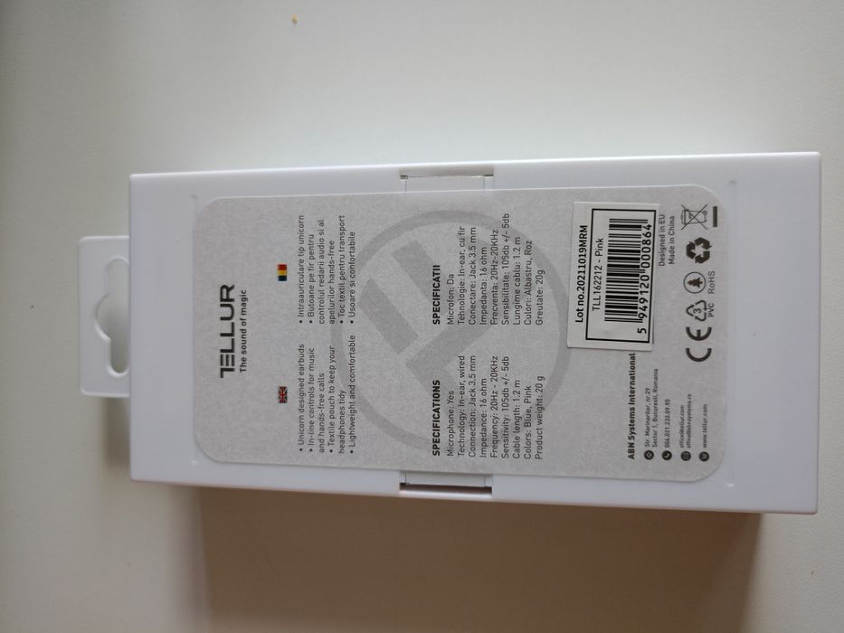 Vând căști/handsfree,cu săculeț de protecție,noi nouțe produs de calit