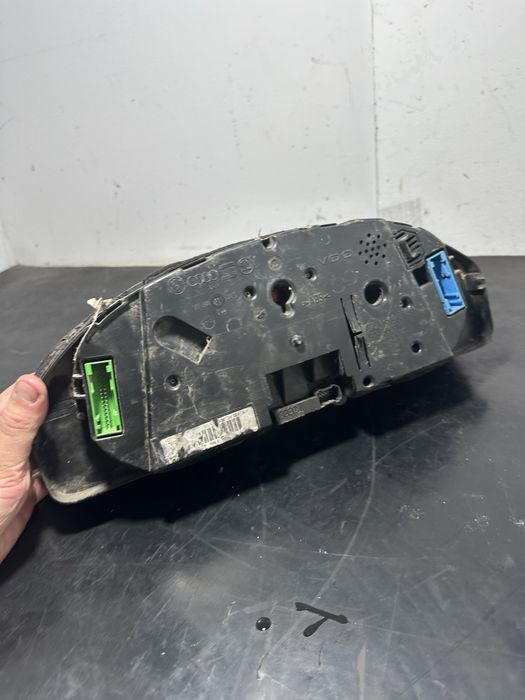 Ceasuri bord Audi A4 B5 1.9 AFN 1994-2002 2.5 TDI V6  | 8D0919033A