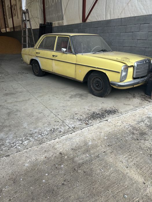 Vând Mercedes w115 300D