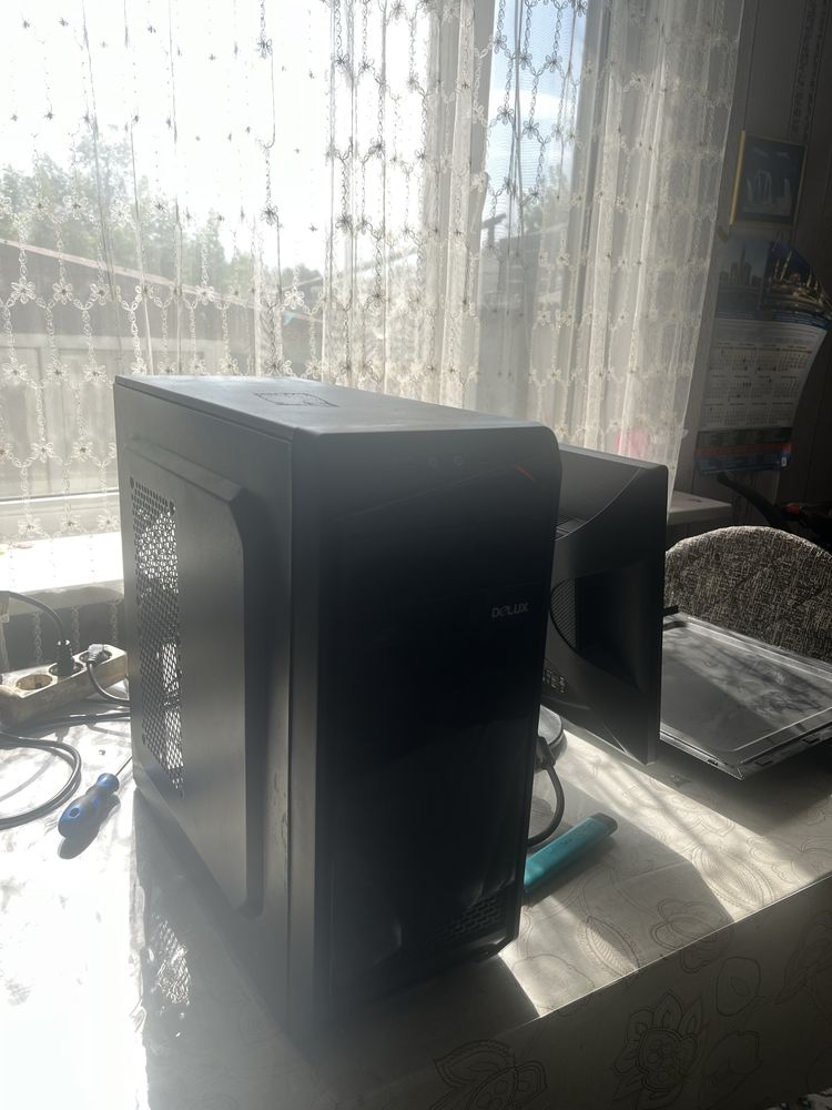 Продам компьютер i3