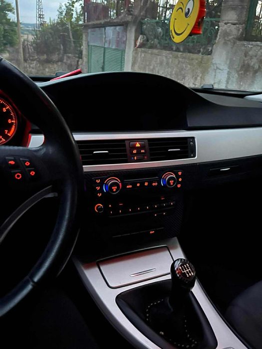 E90 318 143 к.с 2008