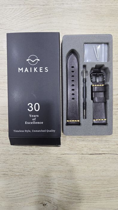 Кожанные ремешки для наручных часов фирмы "MAIKES"