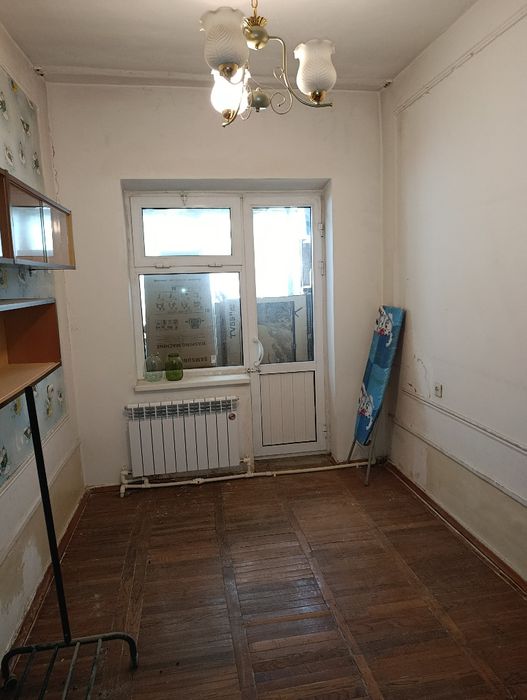 Срочно 3 хоналик арзон нархда сотилади.