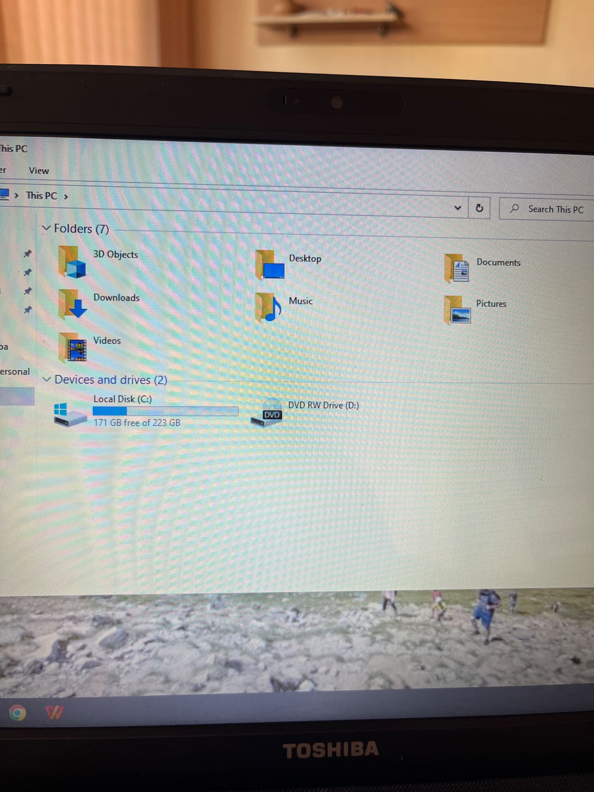 Продавам лаптоп Toshiba