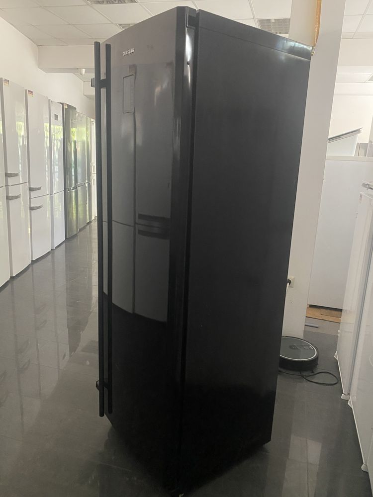 Хладилник SAMSUNG