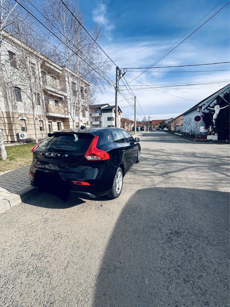 Volvo V40 D2 model 2014