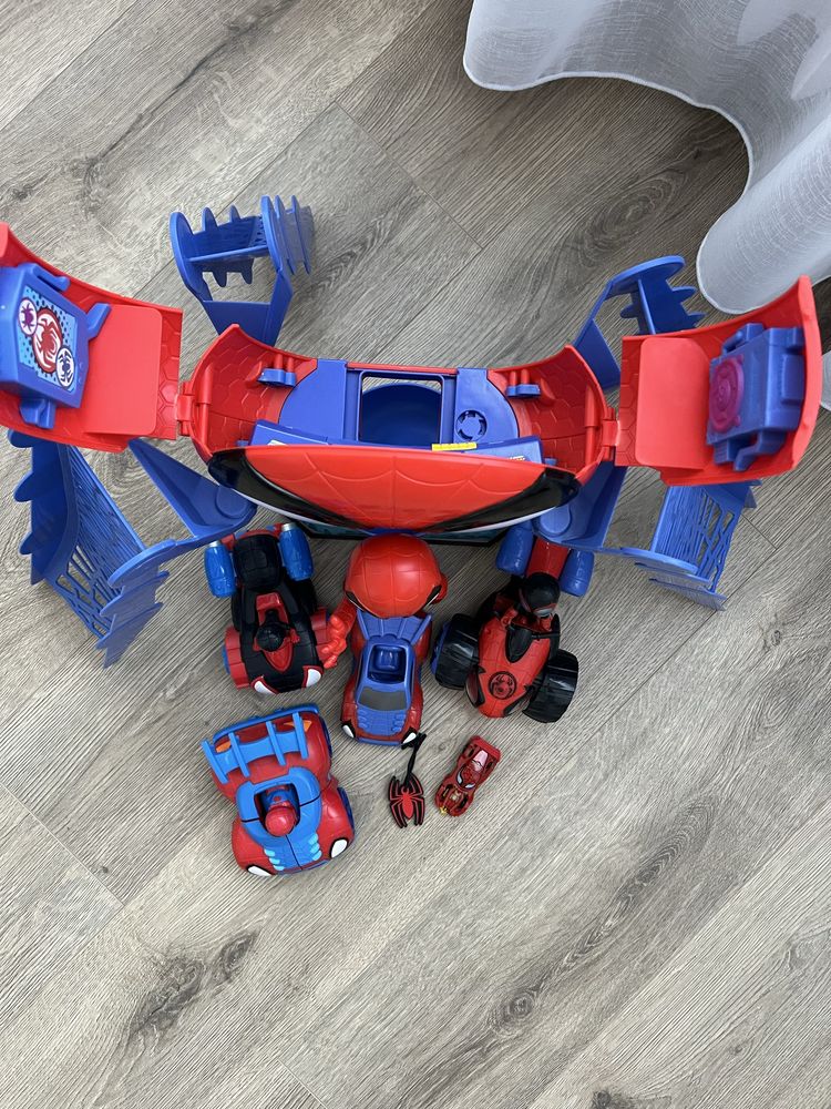 Set Marvel, sediu + mașini