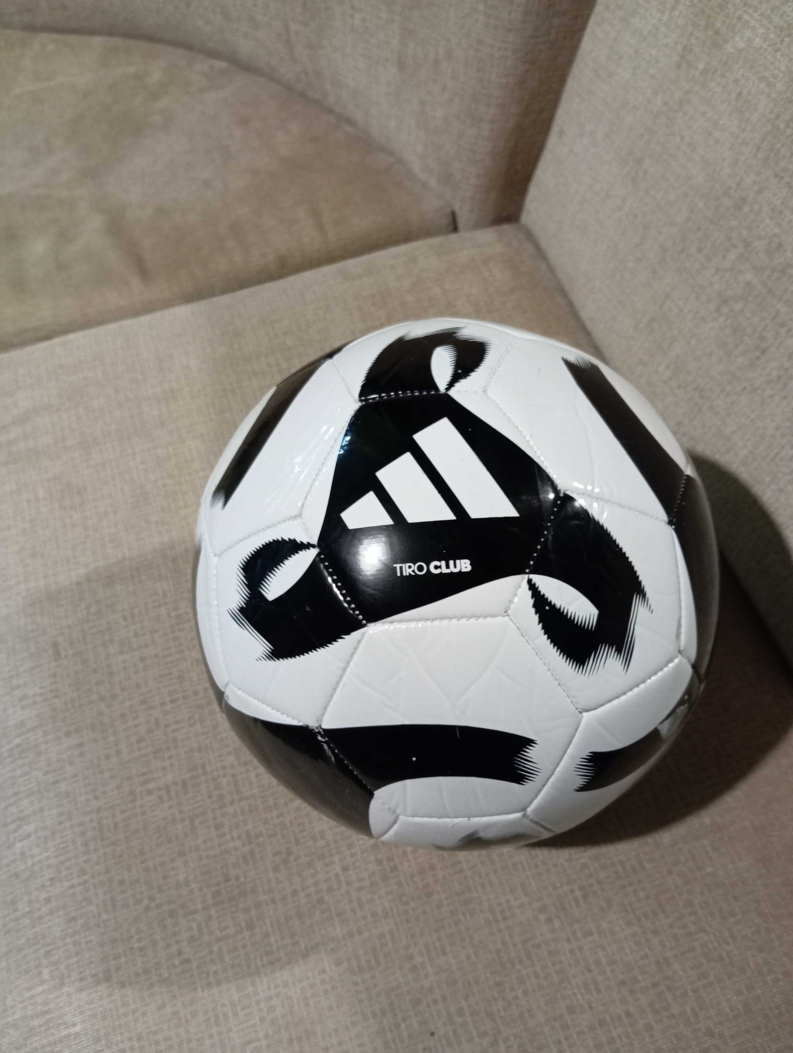 Adidas Оригинална Футболна Топка