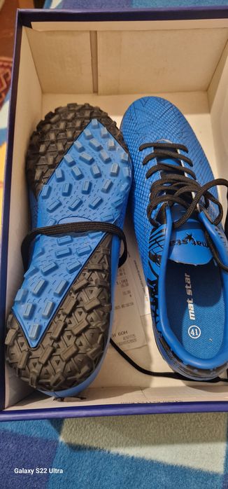 Бутонки предатор Адидас меси и Стуножки мат стар