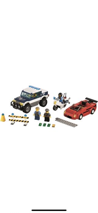 Lego City 60007 Urmarire in mare vitezā