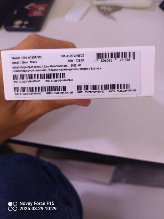 Samsung a16,1 yil kafolati bor,hotirasi 6/128,holati yangi,