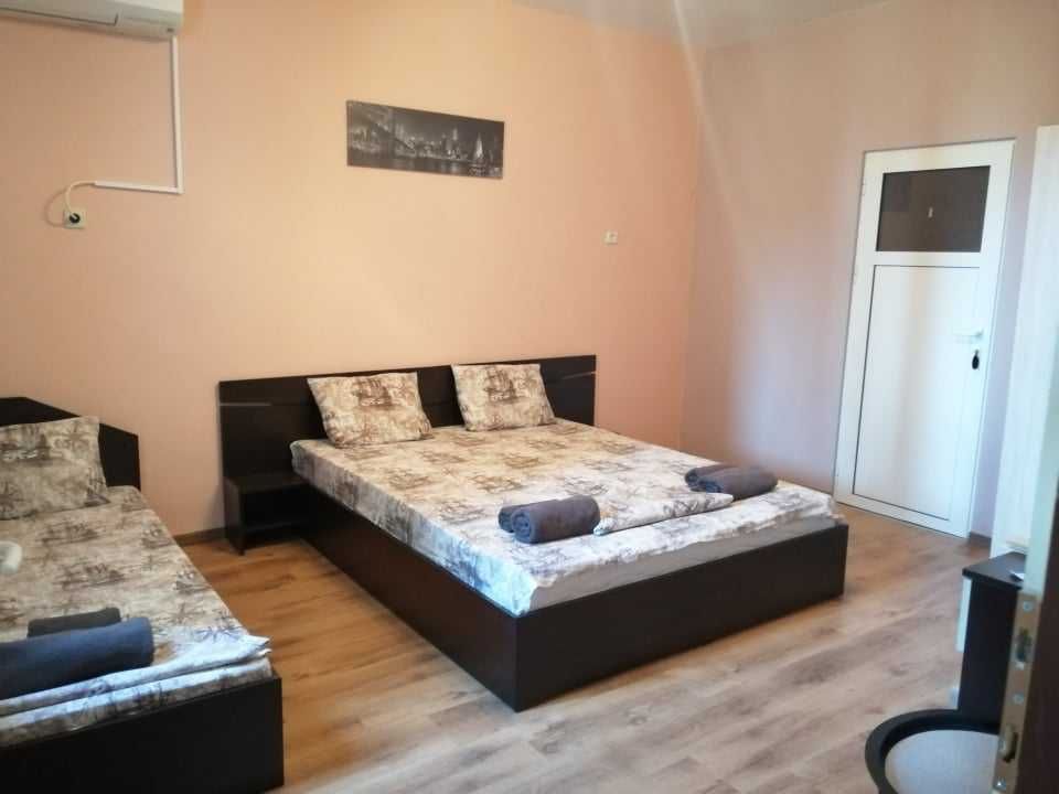 Продавам къща в с.Мадара