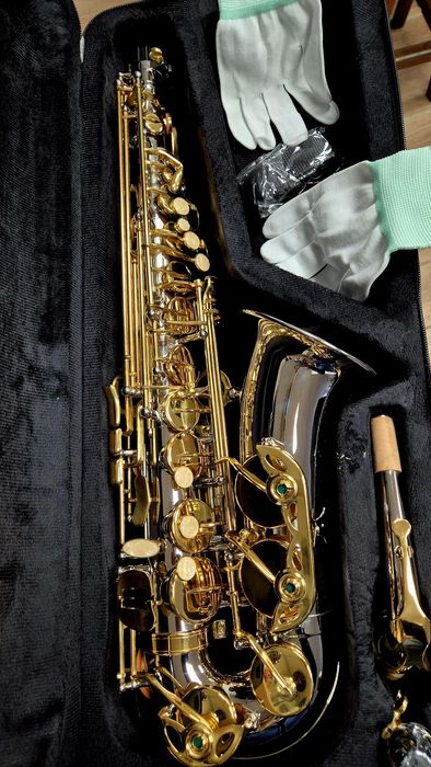 Алт Саксофон  Ново