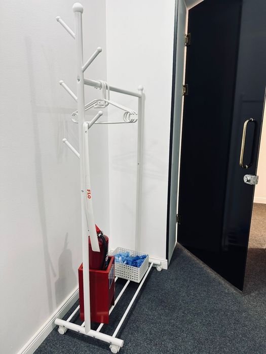 Вешалка напольнная