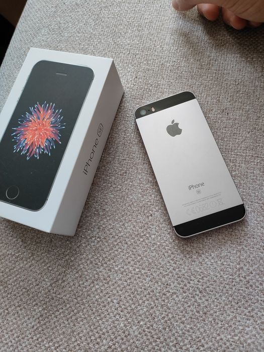 Iphone se 32gb Като нов!