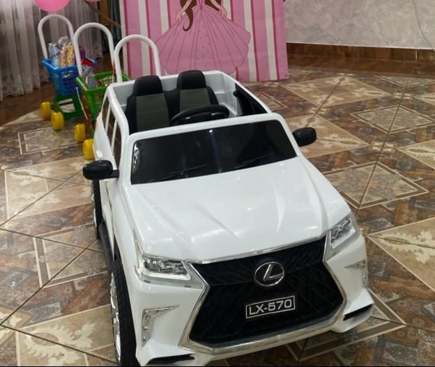 Детский электромобиль