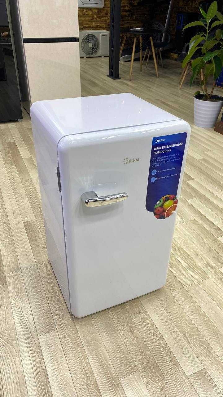Мини Холодильник Midea модель - MDRD142SLF01 (белый) на 93 литра