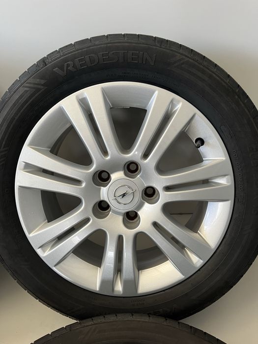 Оригинални джанти 16 цола 5х110 за Опел с летни гуми 205/55/16