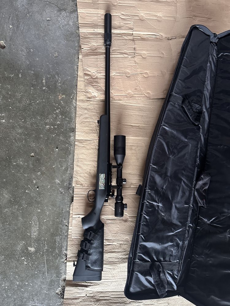 Sniper airsoft  + 3000 de bile.