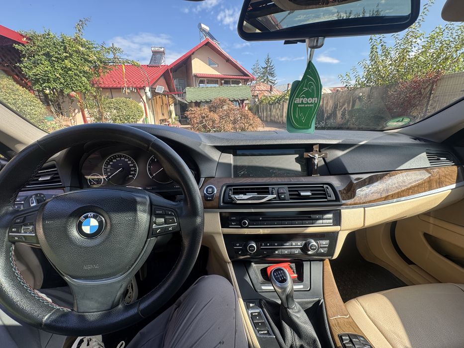 Vand bmw F 11  distributie + mentenanta  la zi  Accept verificare BMW