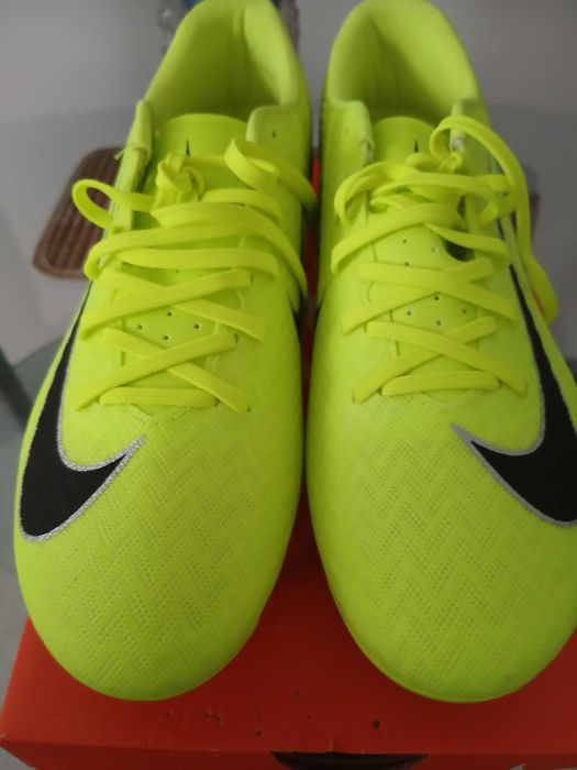 Ghete de fotbal Nike Vapor 16