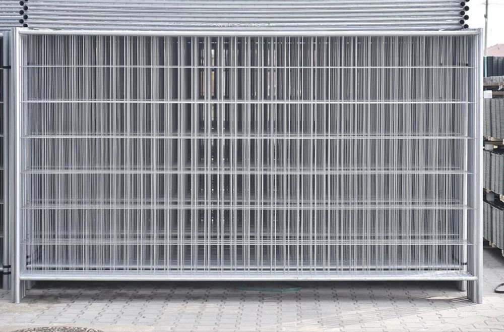 Gard mobil provizoriu imprejmuire santier