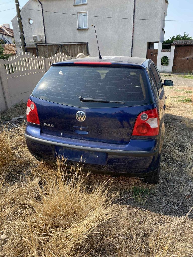 VW Polo 1,4 16V - На части