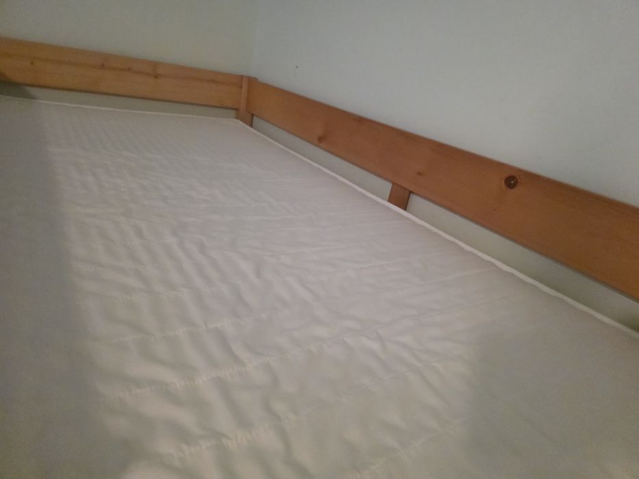 Легло на два етажа с матраци Jysk