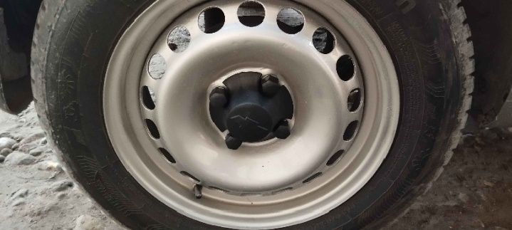 Калпак для авто  нехиа Спарк коблт Жигули хаммасига тушади