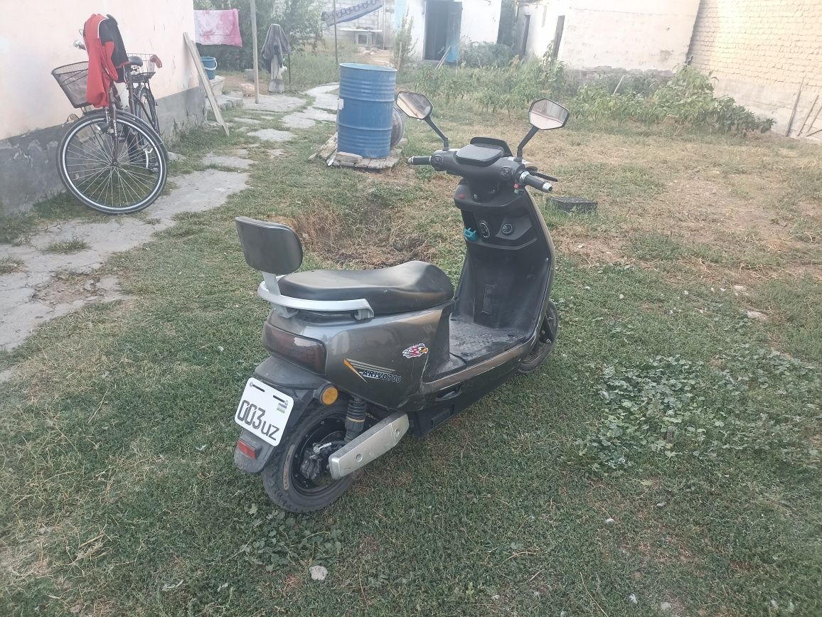 Скутер продаётся