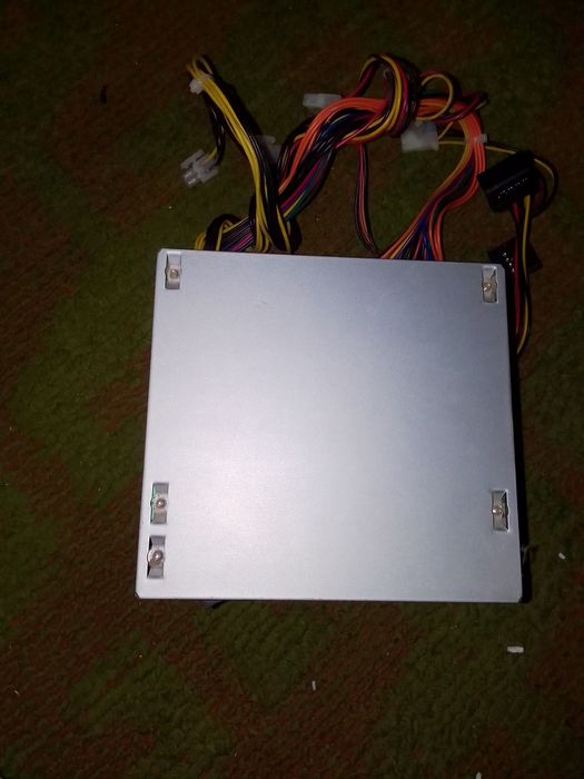 Продам Блок питания