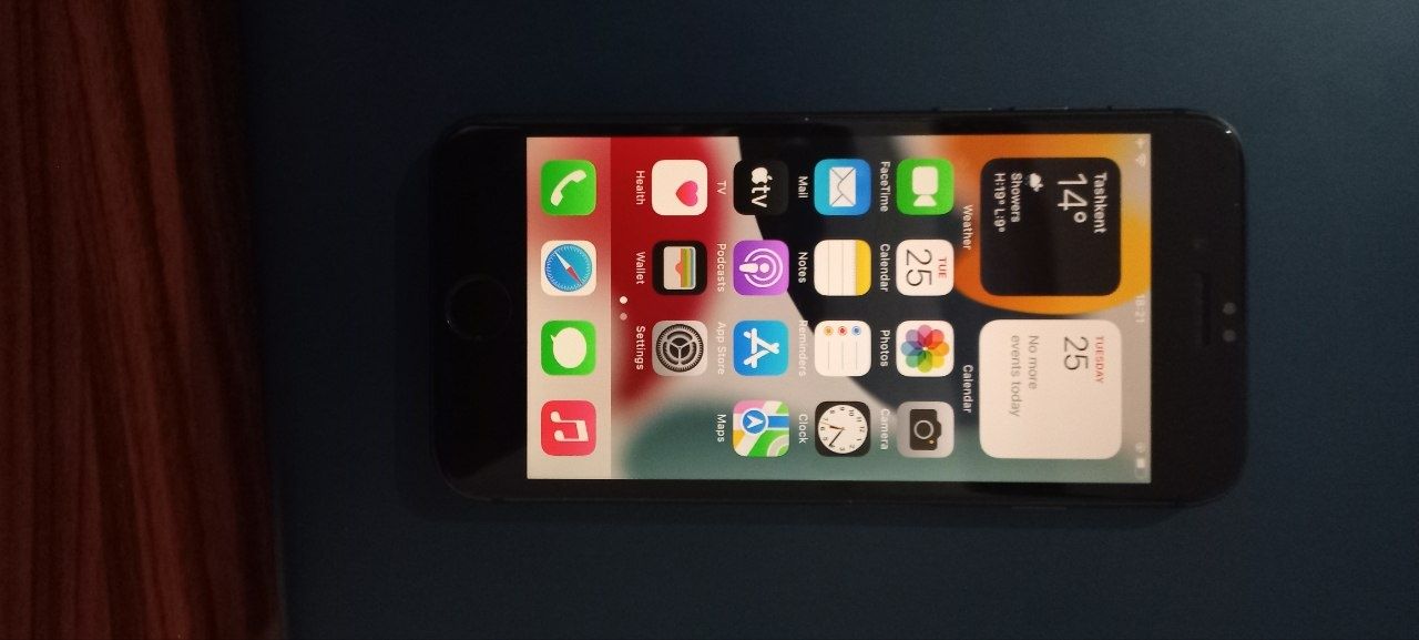 Iphone 8 sotiladi