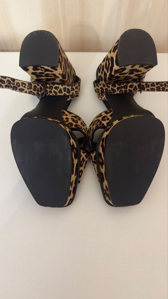 Sandale Zara leopard print – mărimea 39