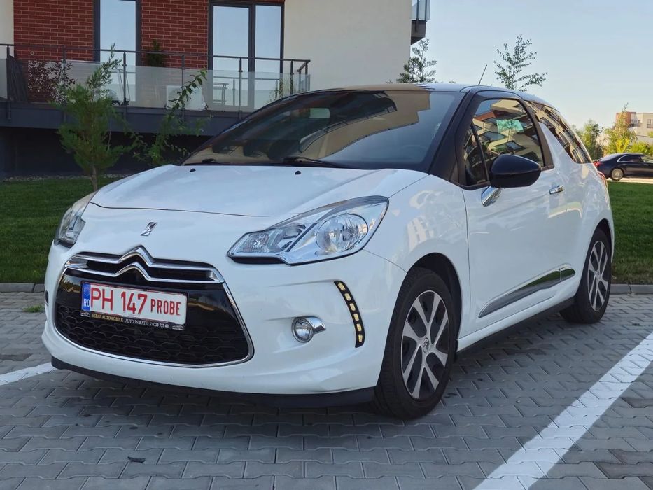 Citroën DS3 Citroen DS3 1.4 e-HDI Automata Chic Led Navigatie Rate avans 0