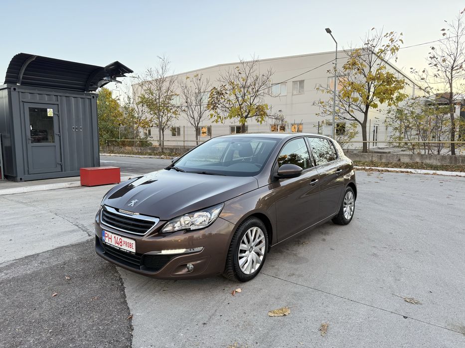 Peugeot 308 Hatchback , 1.6 hdi , fabr. 2014 , Led , Carte Service !!