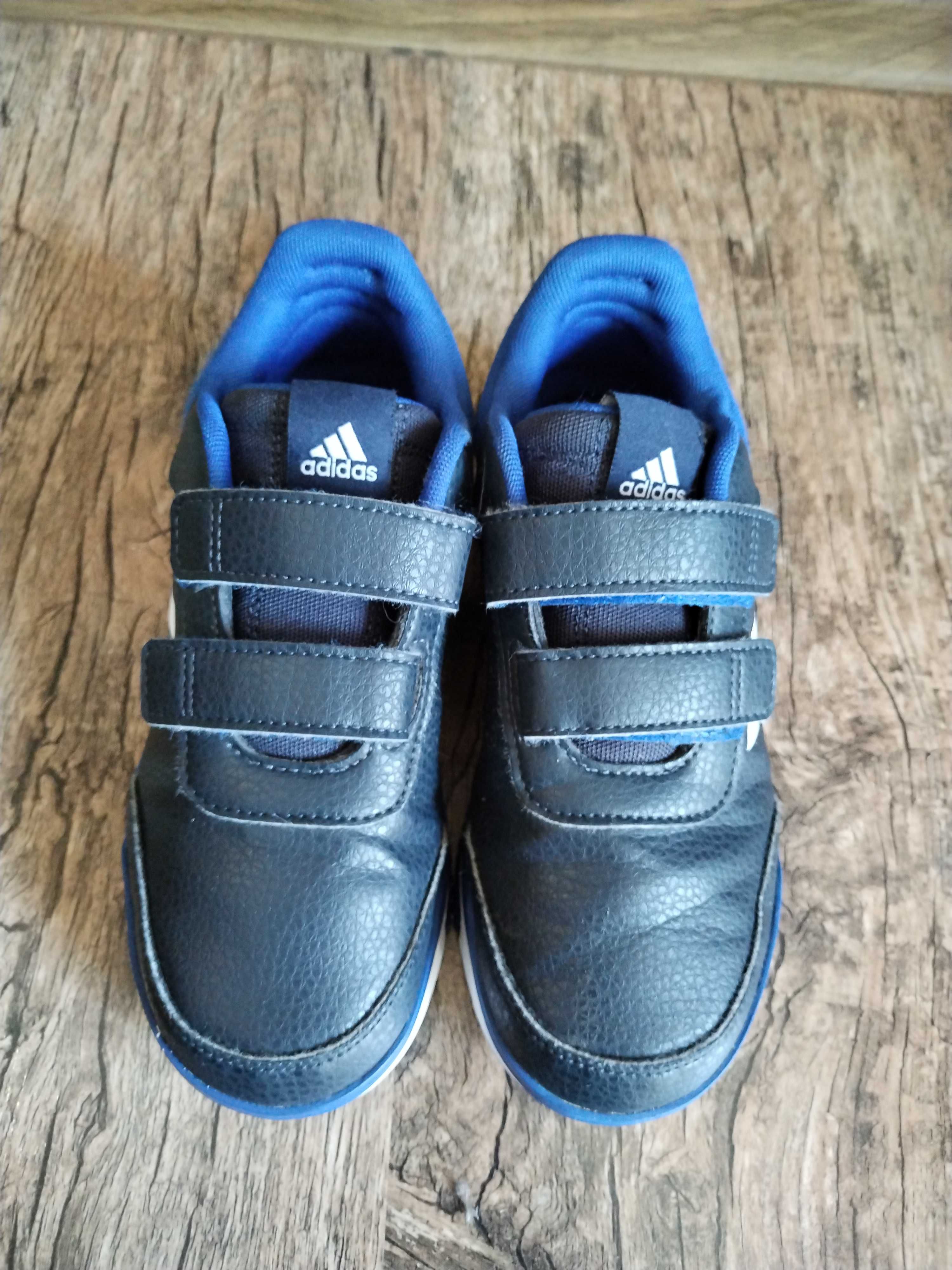 Adidas  маратонки