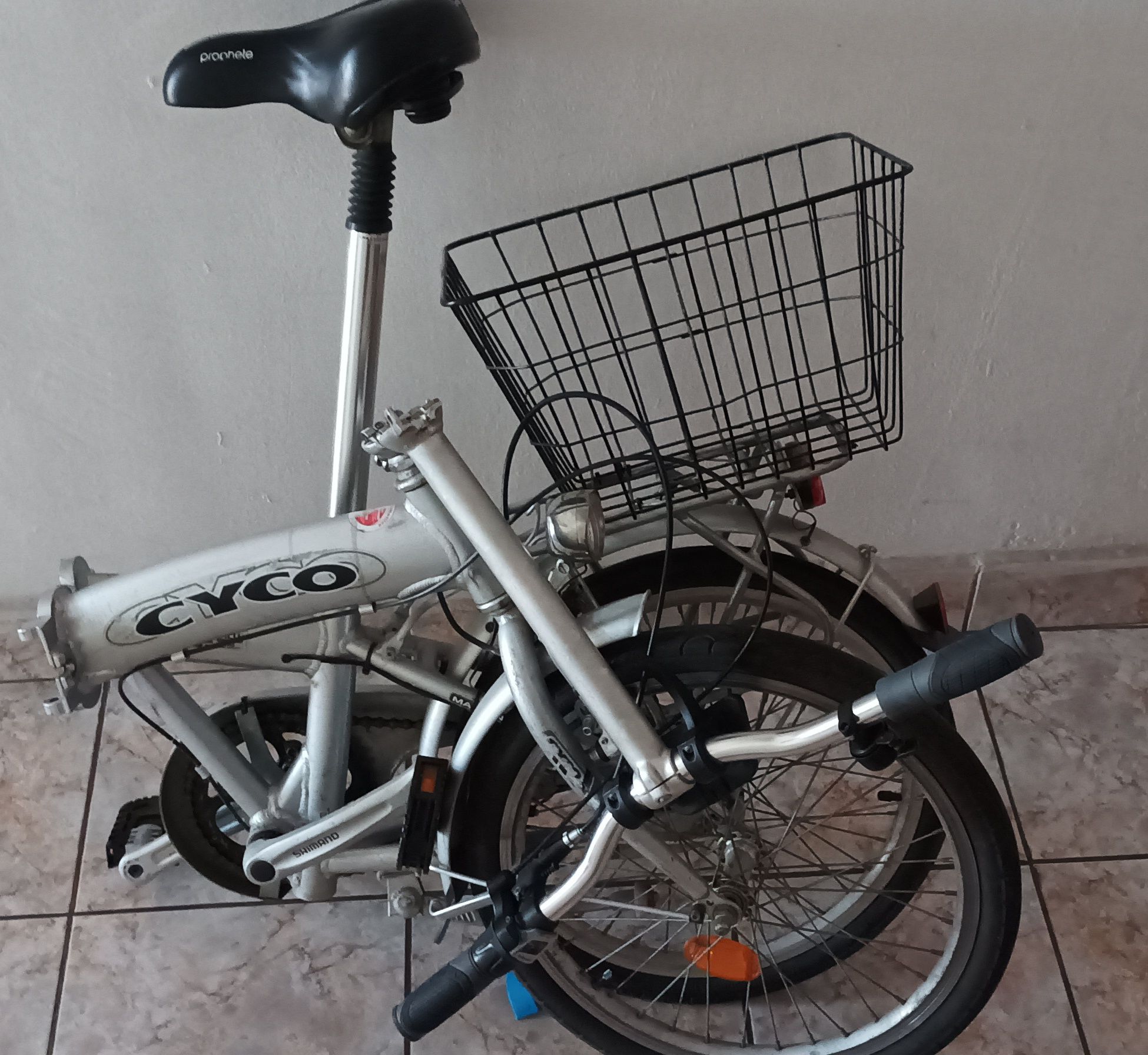 Vând bicicletă pliabilă Cyco, cadru Al, roți 20"