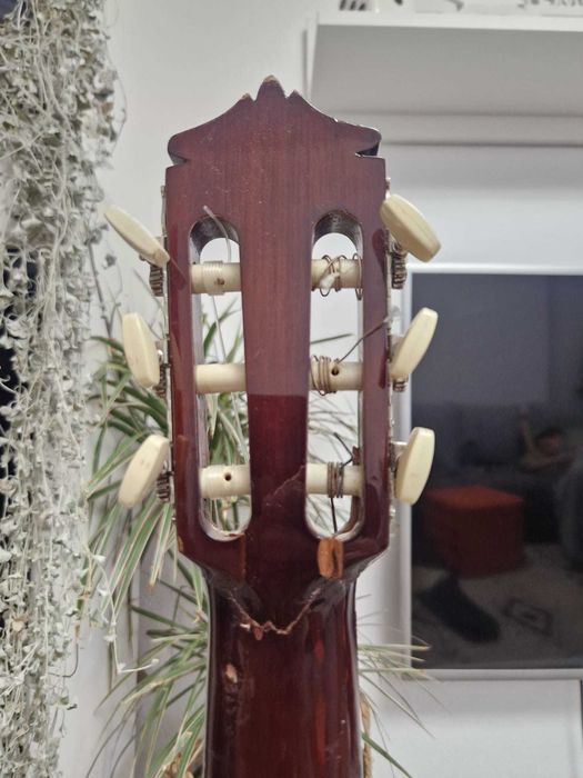 Vand chitara Kasuga G-312, cu defect.