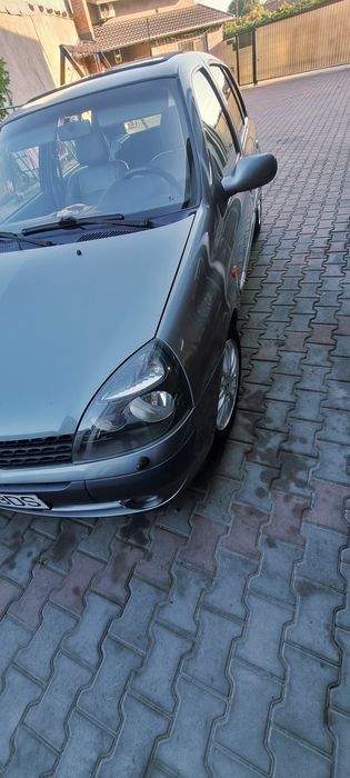 De vanzare renault clio2