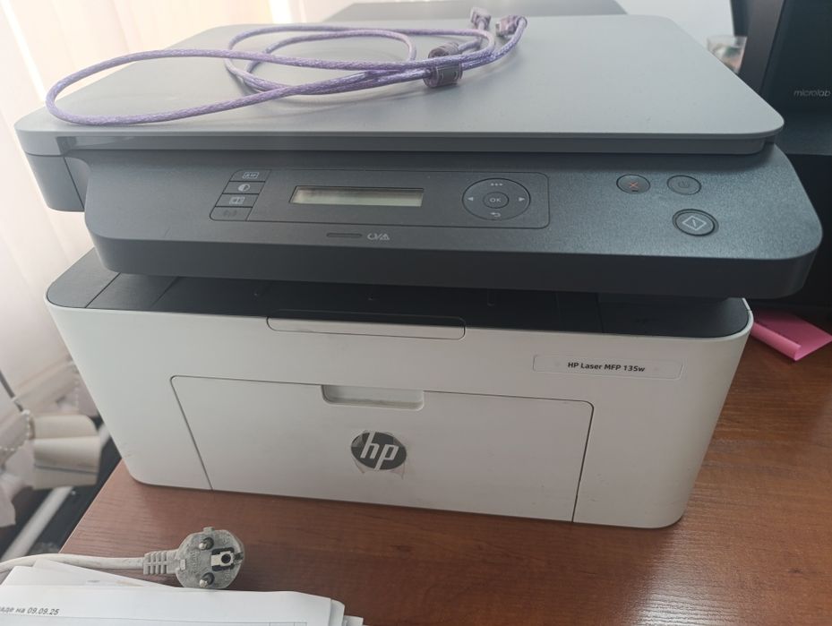 Продаю принтер HP Lazer MFP 135w