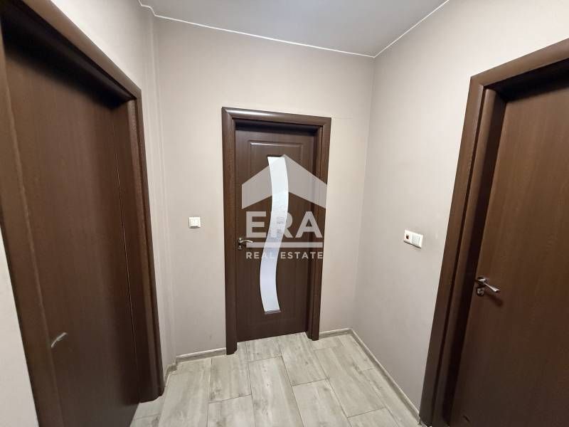 Дава се под наем Двустаен апартамент в Варна, Левски - 70 кв.м за 450 € - Снимка #9