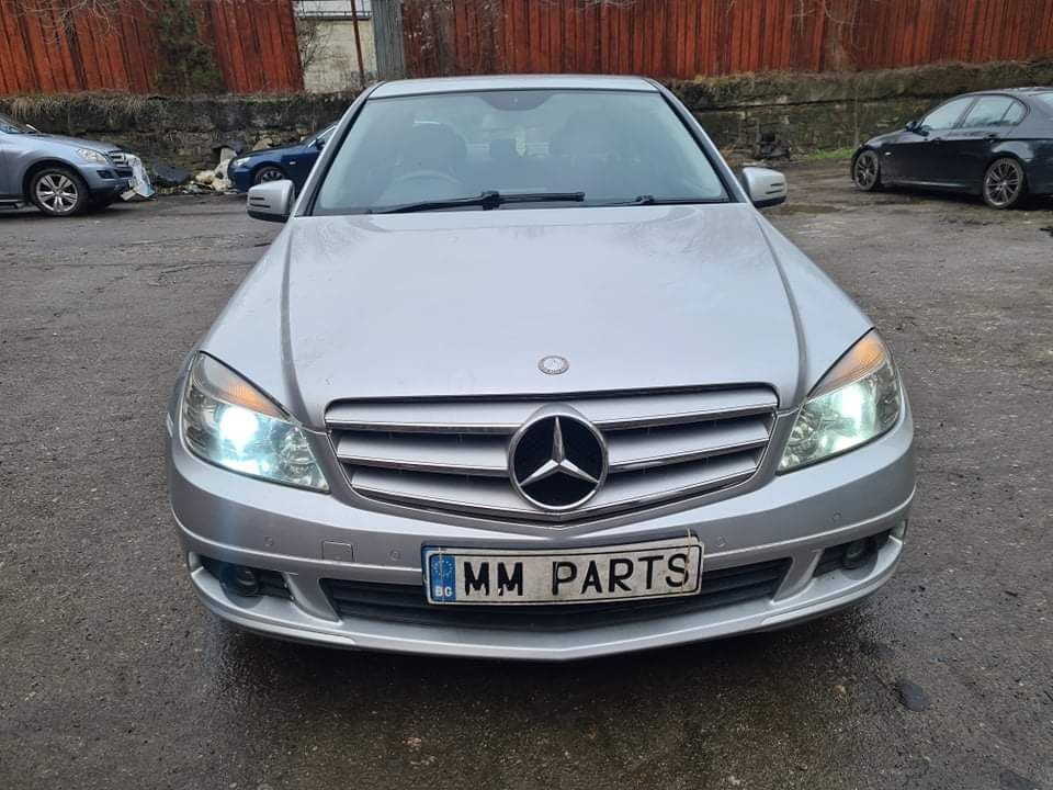 Mercedes W204 C220CDI 170кс  651 Голяма навигация автоматик НА ЧАСТИ!